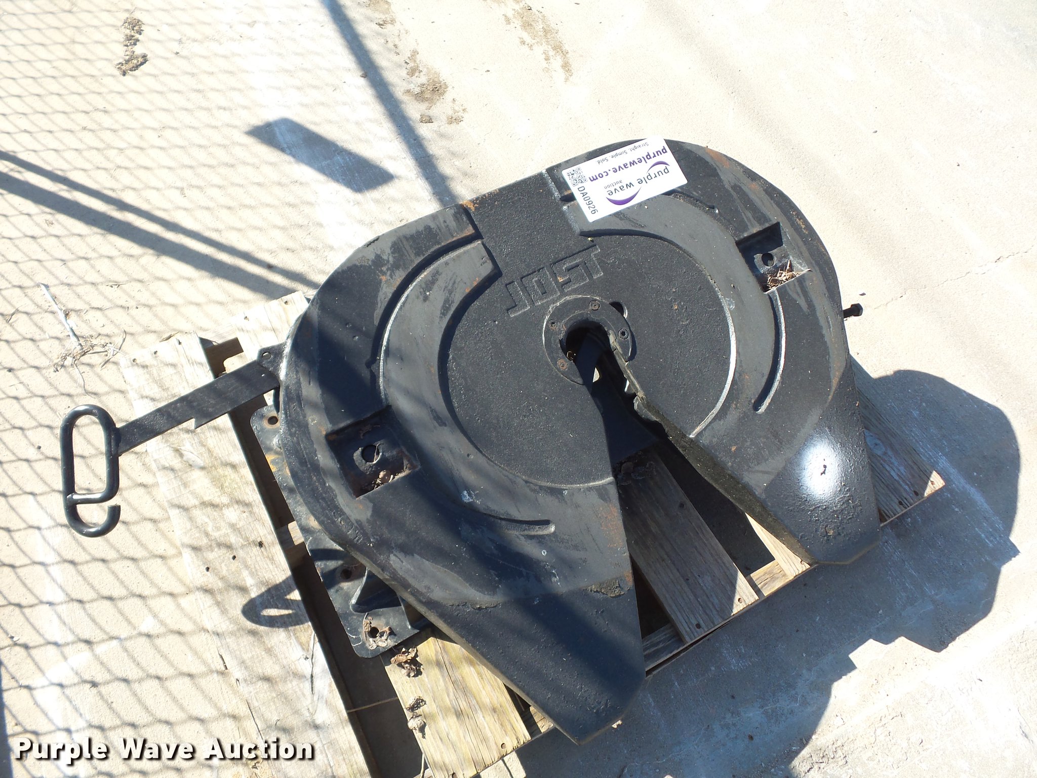 Jost fifth wheel plate in Raytown, MO Item DA0926 sold Purple Wave