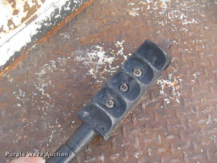 image for item AR9760 Auto Crane 6006 crane