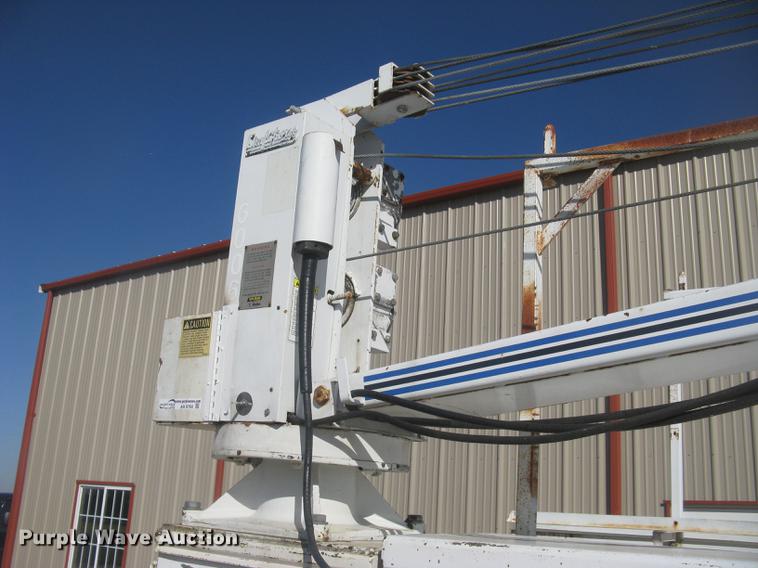 image for item AR9760 Auto Crane 6006 crane