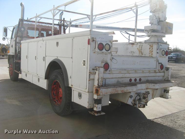 image for item AR9761 RKI DA4211 utility bed