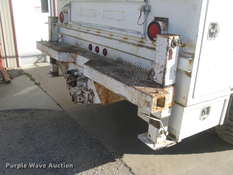 image for item AR9761 RKI DA4211 utility bed