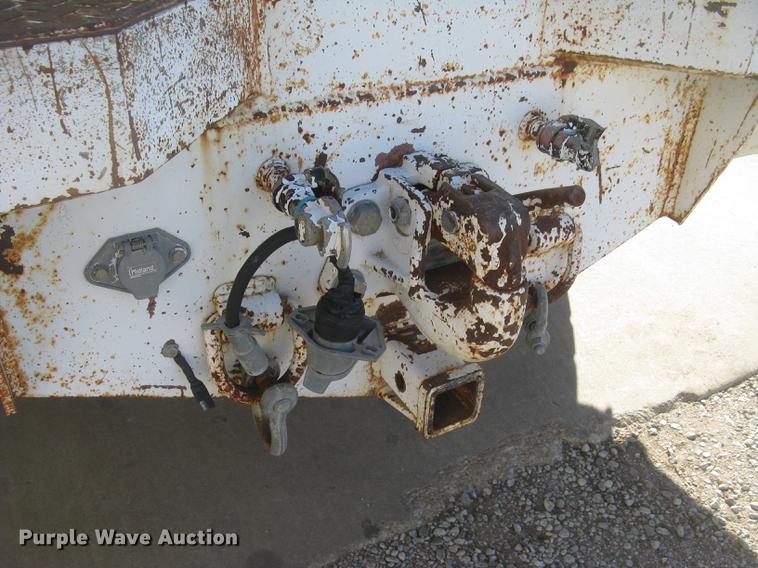 image for item AR9761 RKI DA4211 utility bed