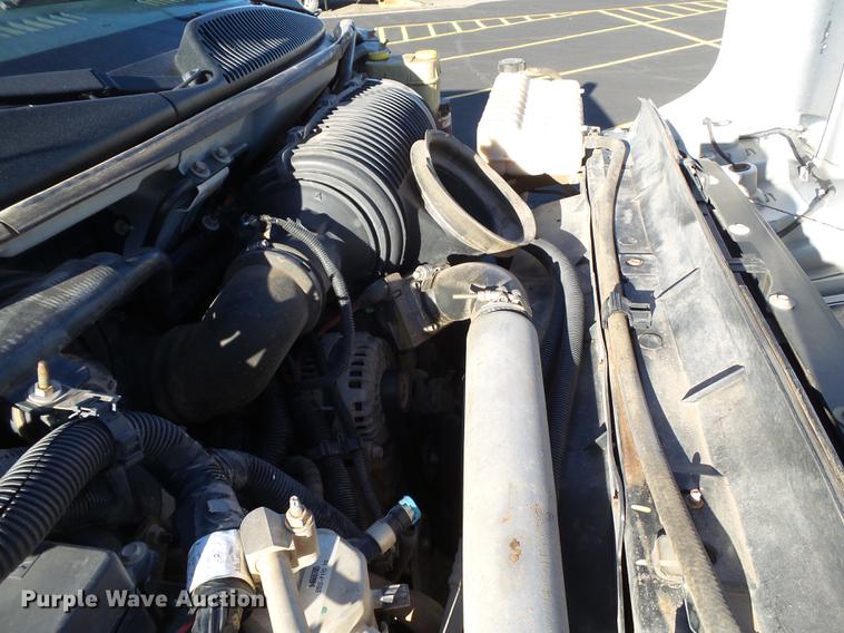 image for item BJ9939 2007 Chevrolet C5500 water truck