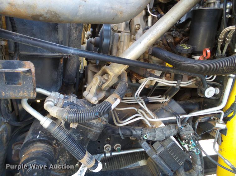 image for item BJ9939 2007 Chevrolet C5500 water truck