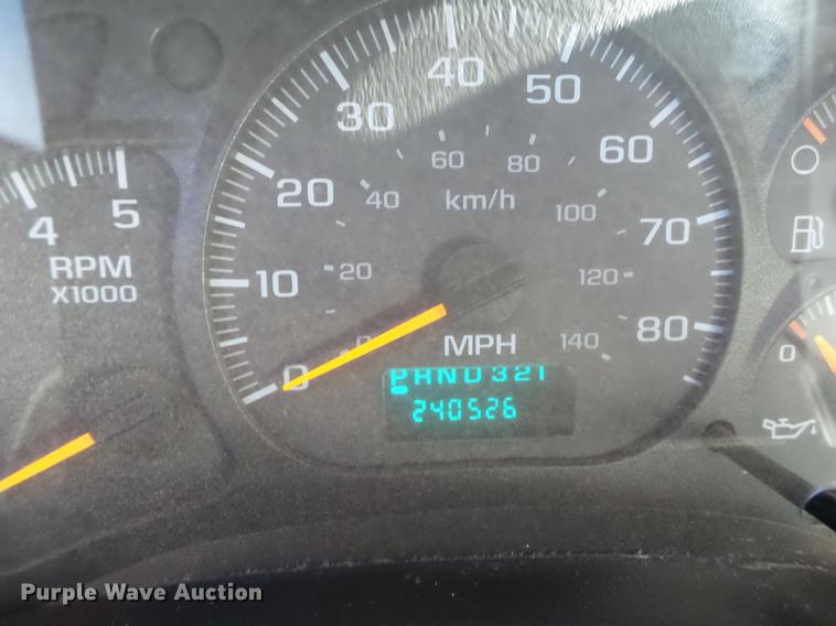 image for item BJ9939 2007 Chevrolet C5500 water truck