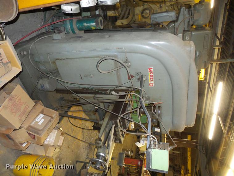 image for item DA0775 Rotary head milling machine