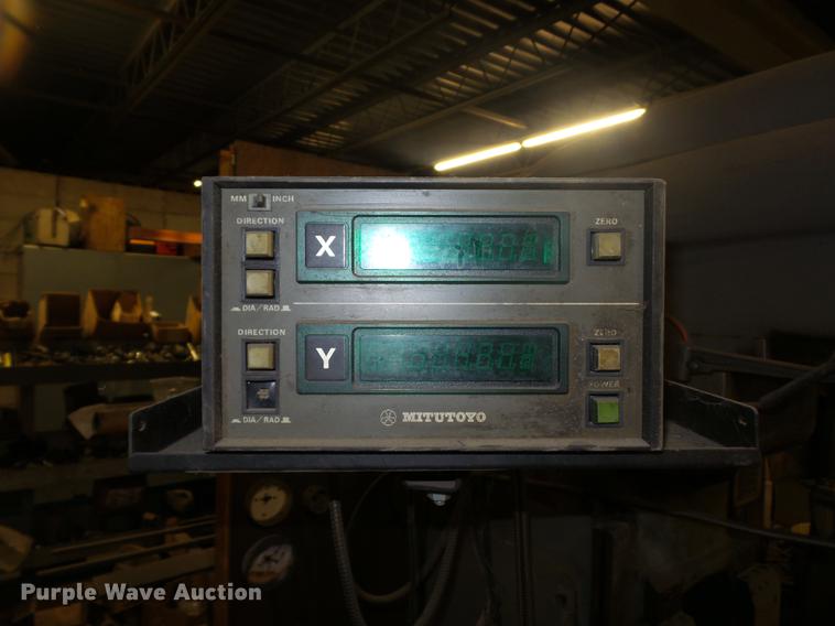 image for item DA0775 Rotary head milling machine