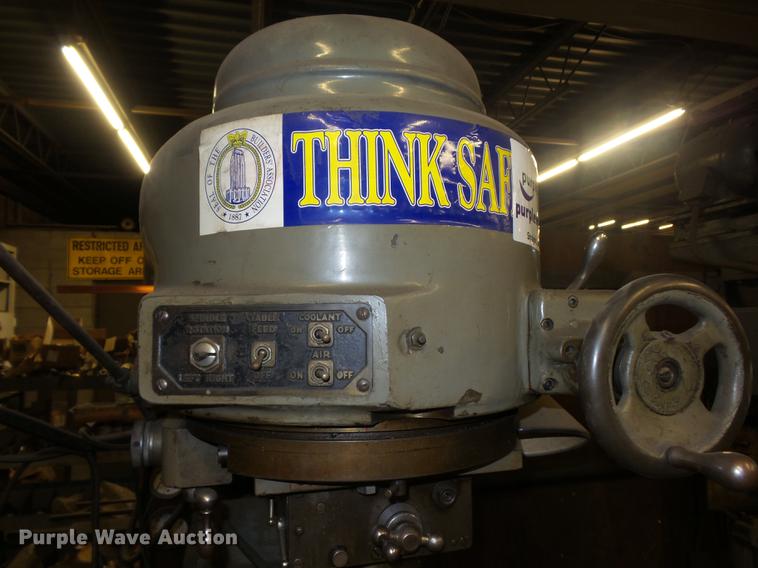 image for item DA0775 Rotary head milling machine