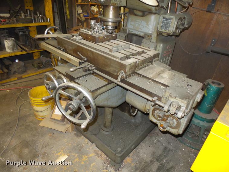 image for item DA0775 Rotary head milling machine