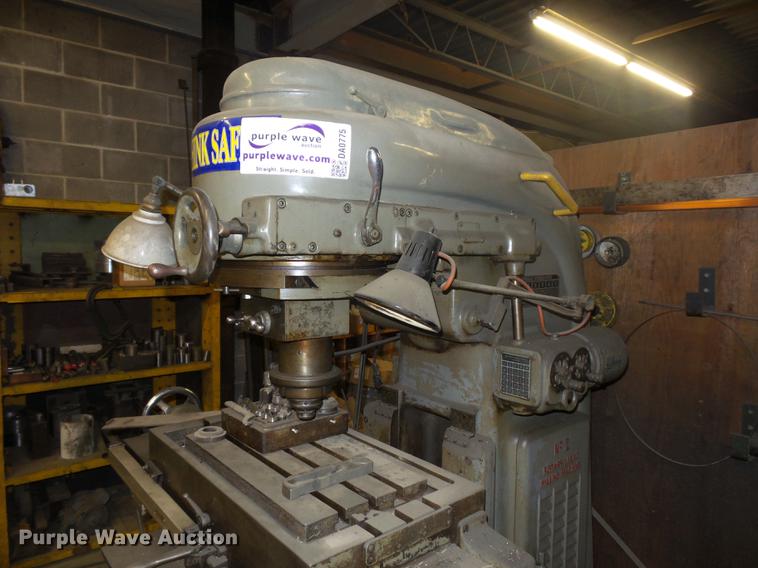 image for item DA0775 Rotary head milling machine