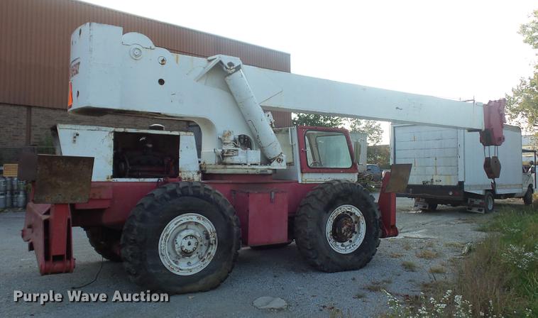 image for item DA0776 Link Belt crane