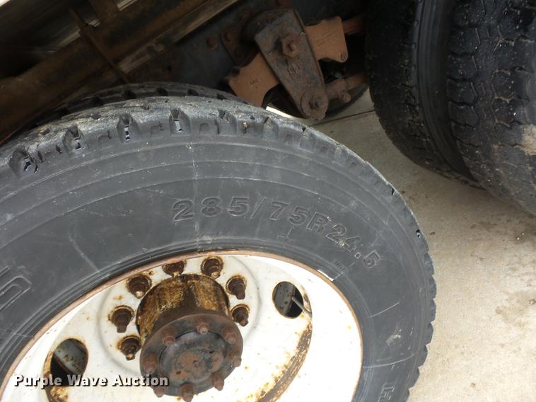 image for item DA0800 1988 Kenworth T800 box truck