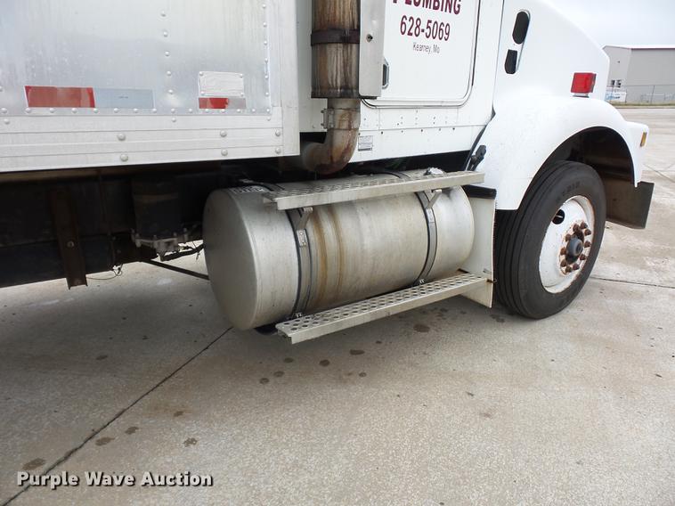 image for item DA0800 1988 Kenworth T800 box truck