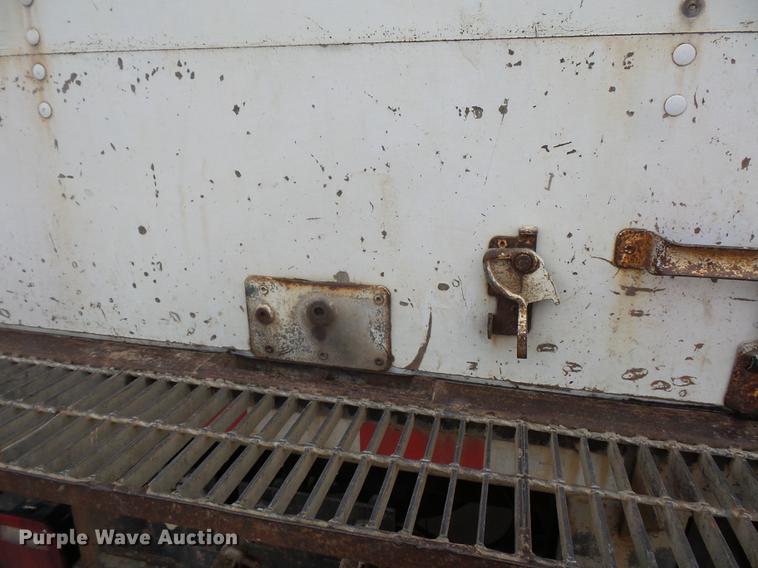 image for item DA0800 1988 Kenworth T800 box truck