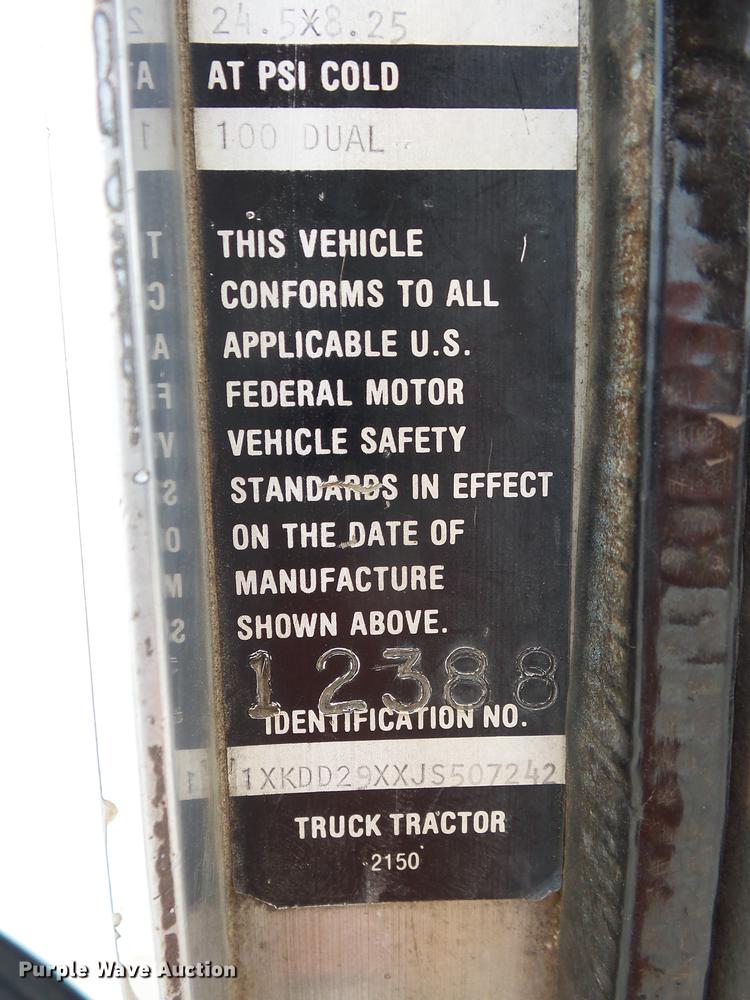 image for item DA0800 1988 Kenworth T800 box truck