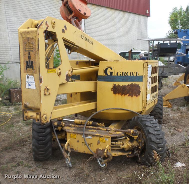 image for item DA0803 Grove AMZ40BXT boom lift