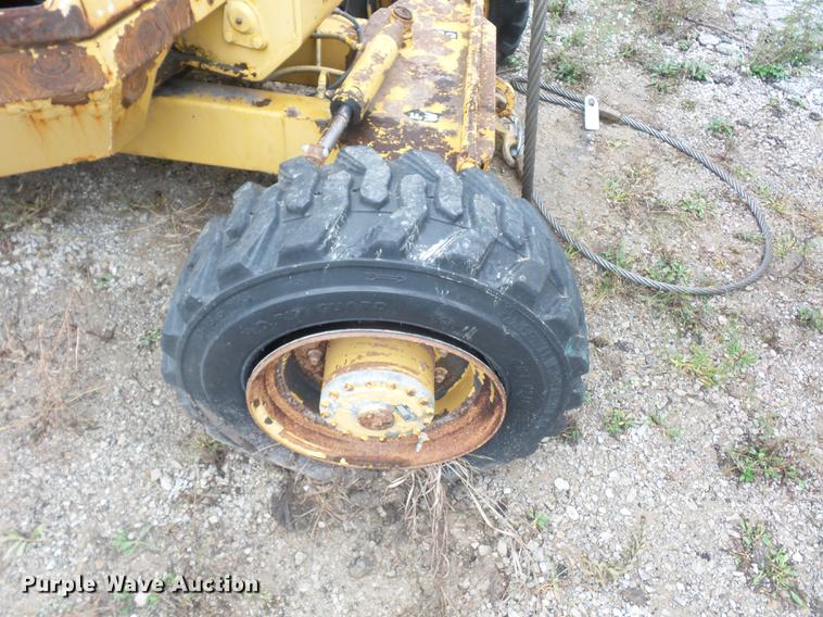 image for item DA0803 Grove AMZ40BXT boom lift