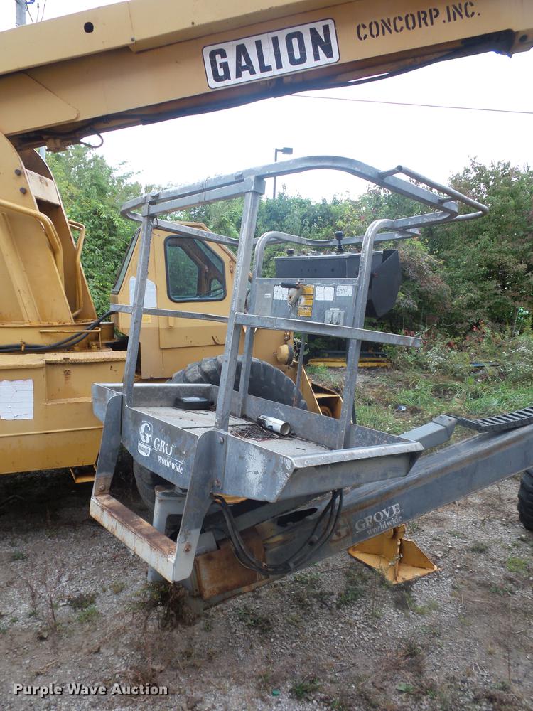 image for item DA0803 Grove AMZ40BXT boom lift