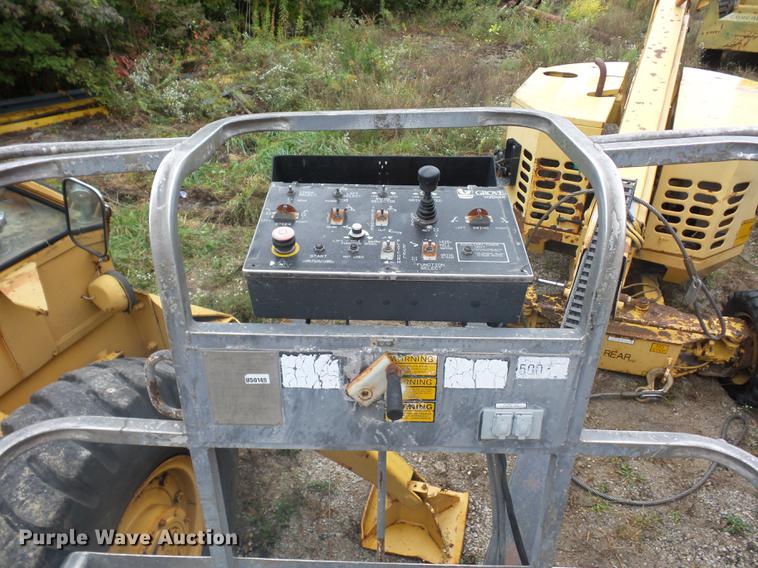 image for item DA0803 Grove AMZ40BXT boom lift