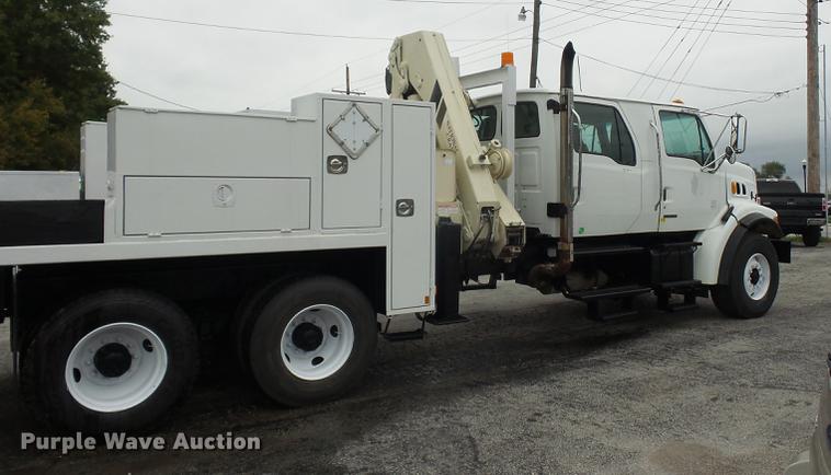 image for item DA0834 2004 Sterling L7500 crane truck