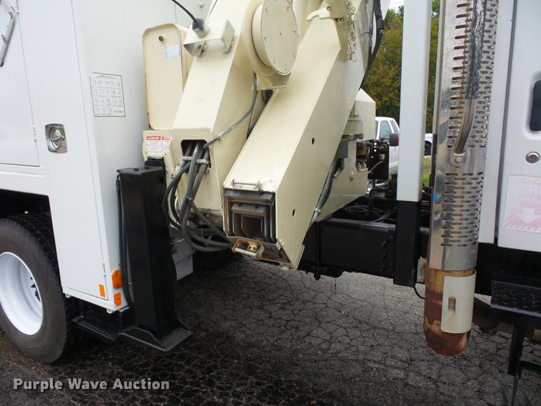 image for item DA0834 2004 Sterling L7500 crane truck