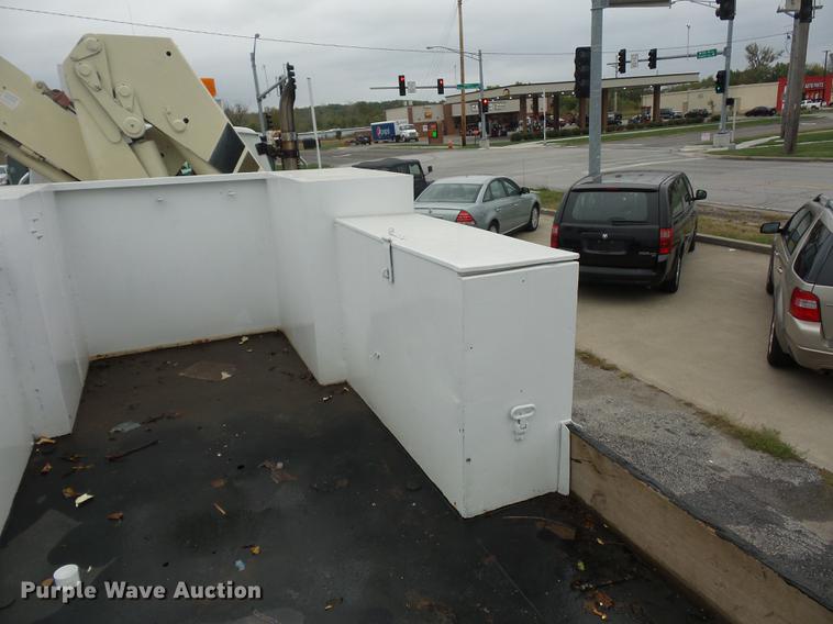 image for item DA0834 2004 Sterling L7500 crane truck