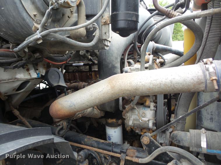 image for item DA0834 2004 Sterling L7500 crane truck