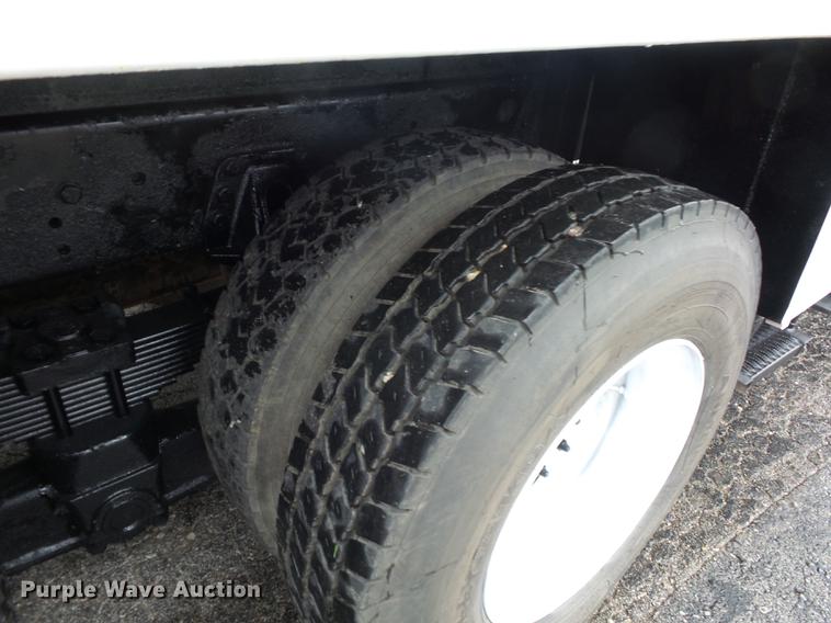 image for item DA0834 2004 Sterling L7500 crane truck