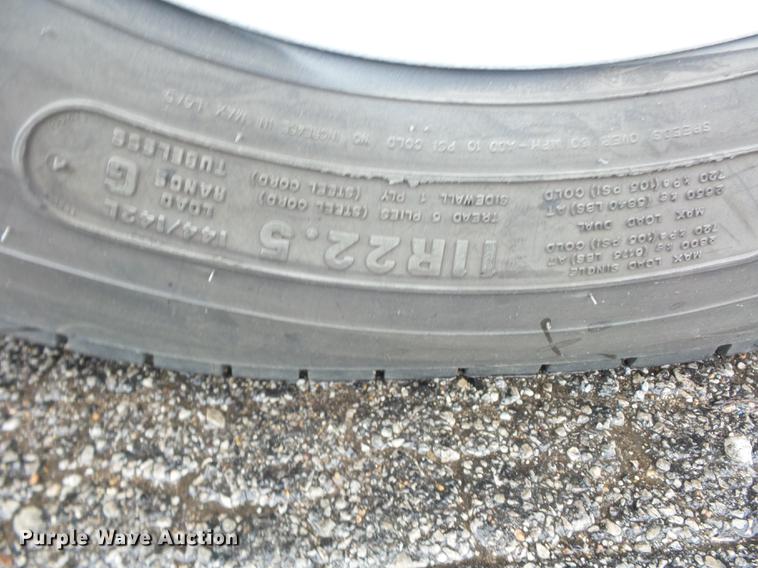 image for item DA0834 2004 Sterling L7500 crane truck