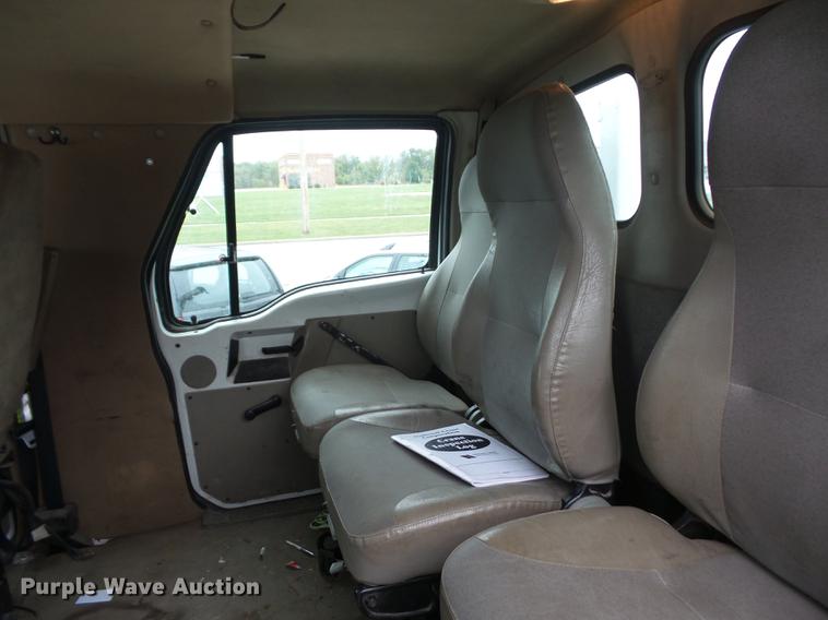 image for item DA0834 2004 Sterling L7500 crane truck