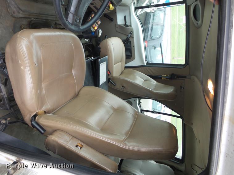 image for item DA0834 2004 Sterling L7500 crane truck