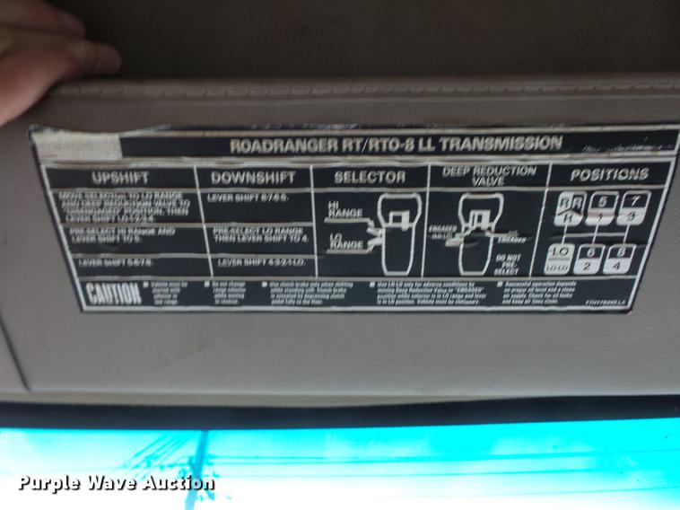 image for item DA0834 2004 Sterling L7500 crane truck