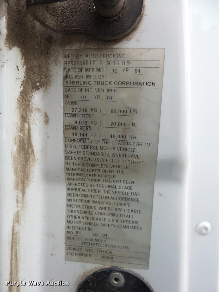 image for item DA0834 2004 Sterling L7500 crane truck