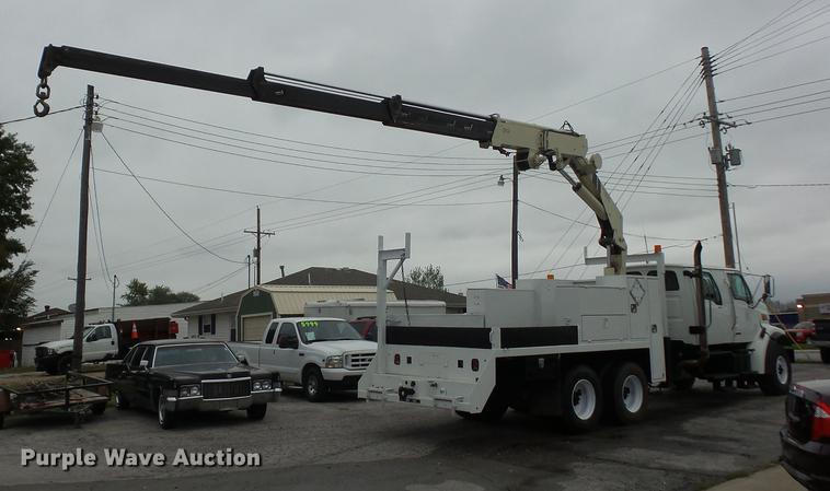 image for item DA0834 2004 Sterling L7500 crane truck