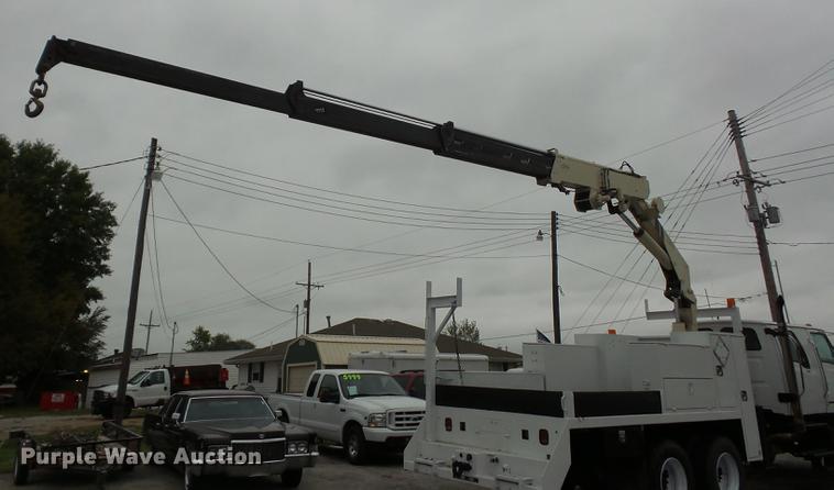 image for item DA0834 2004 Sterling L7500 crane truck