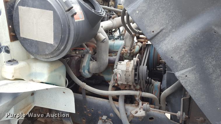 image for item DA0861 1992 International 4700 dump truck