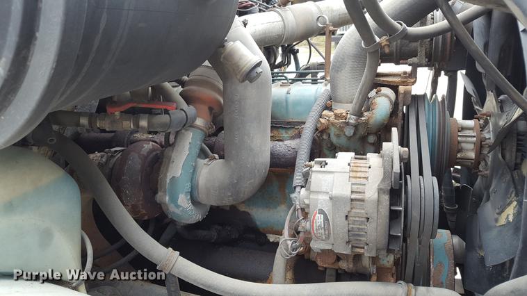 image for item DA0861 1992 International 4700 dump truck