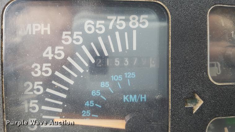 image for item DA0861 1992 International 4700 dump truck