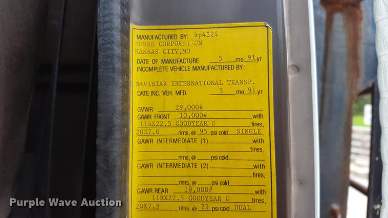 image for item DA0861 1992 International 4700 dump truck