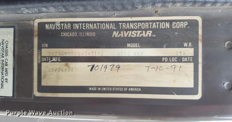 image for item DA0861 1992 International 4700 dump truck