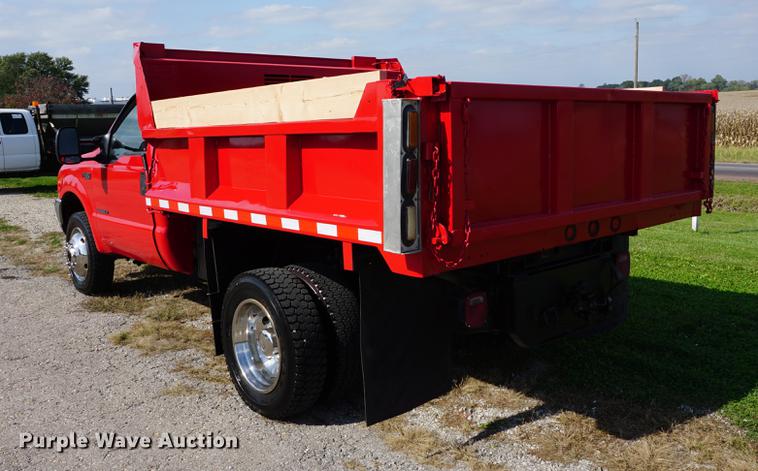 image for item DA1257 1999 Ford F450 Super Duty dump truck