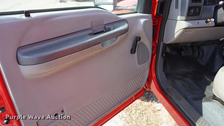 image for item DA1257 1999 Ford F450 Super Duty dump truck