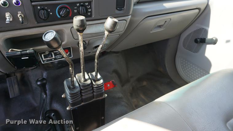 image for item DA1257 1999 Ford F450 Super Duty dump truck