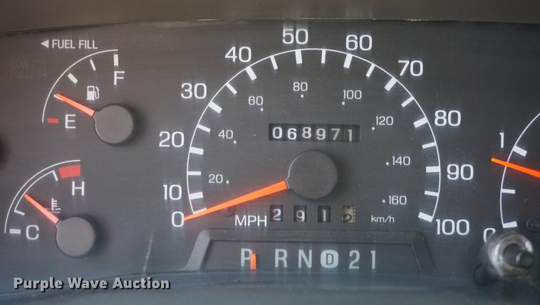 image for item DA1257 1999 Ford F450 Super Duty dump truck