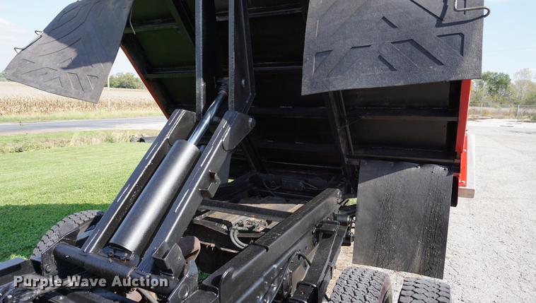 image for item DA1257 1999 Ford F450 Super Duty dump truck