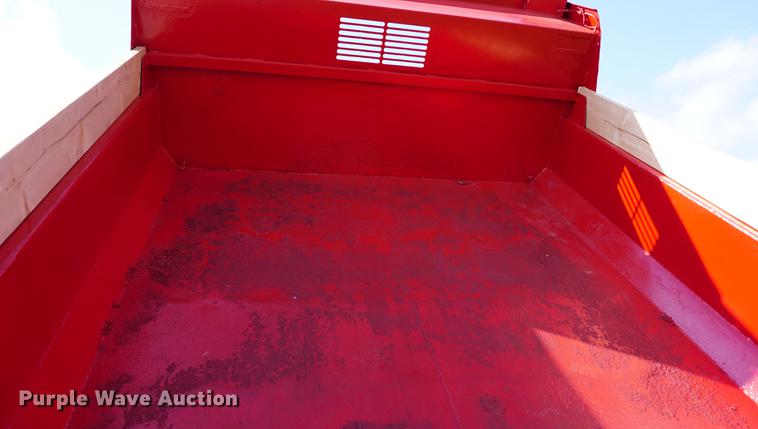 image for item DA1257 1999 Ford F450 Super Duty dump truck