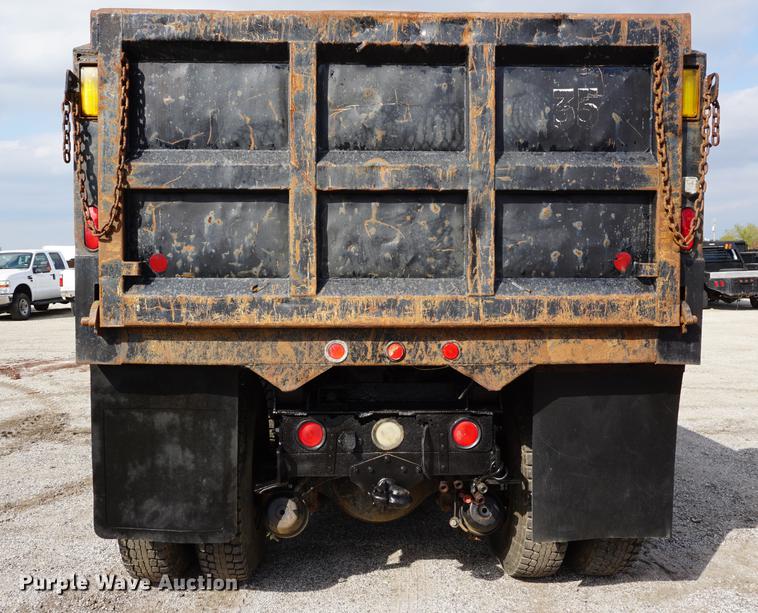 image for item DA1263 2000 International F4900 dump truck