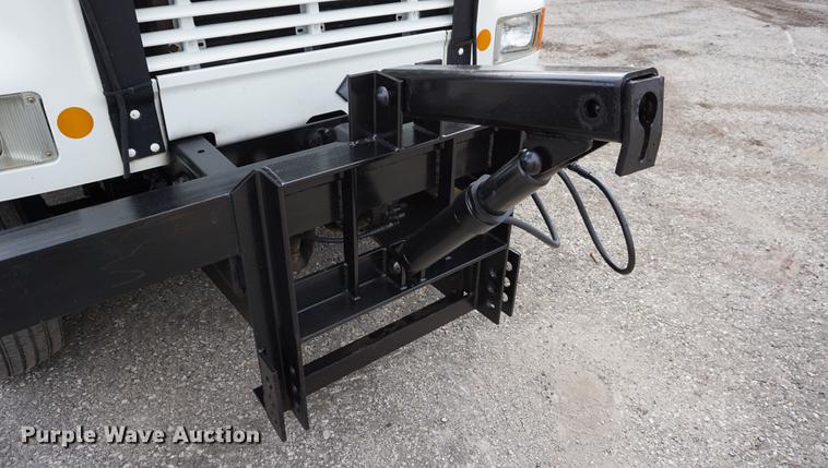 image for item DA1263 2000 International F4900 dump truck