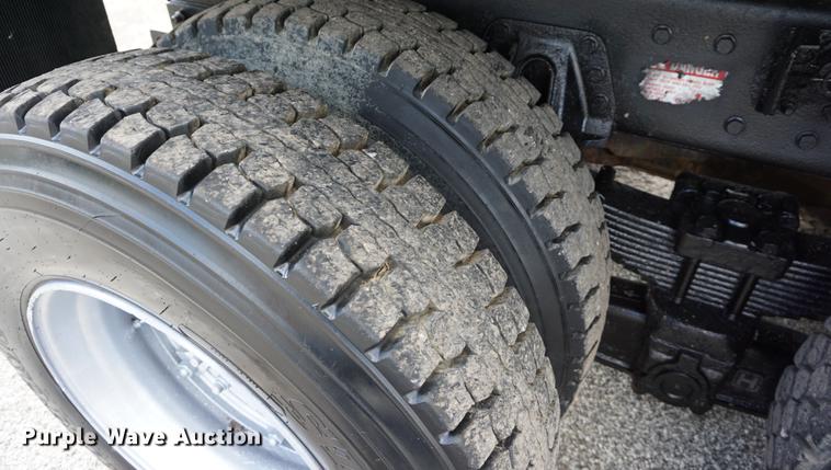 image for item DA1263 2000 International F4900 dump truck