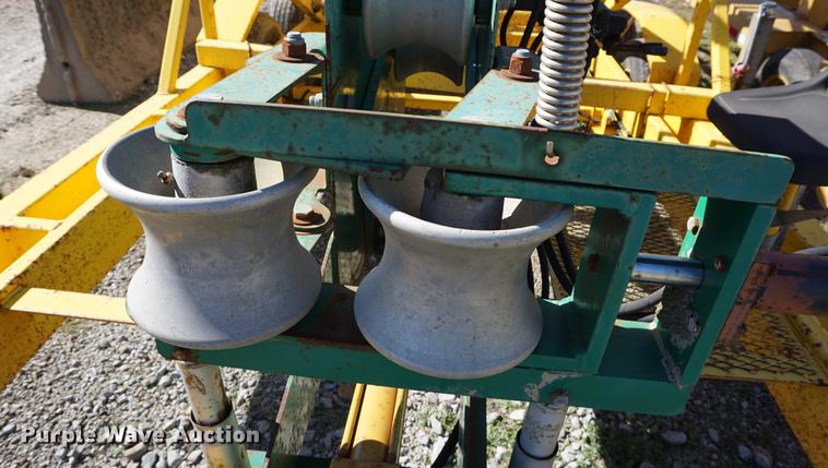 image for item DA1266 2006 Sweetwater line tamer trailer